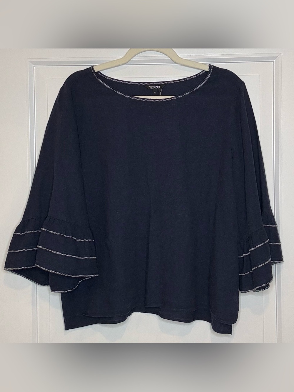 NIC + ZOE Linen Blend Bell Sleeve Blouse Navy Flounce Sleeve Contrast Stitch M